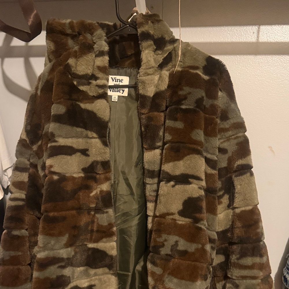 Vine Valley Camouflage Faux Fur Jacket
